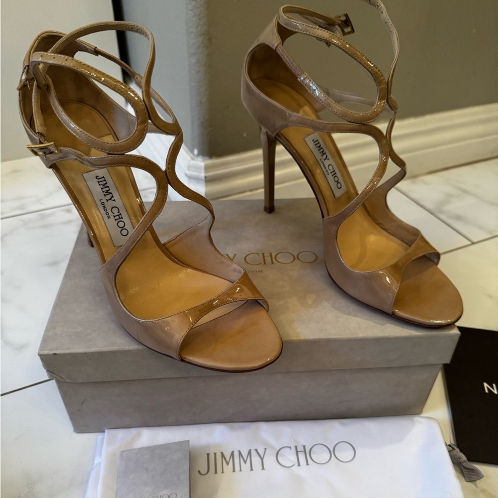 Jimmy Choo Beige Patent Leather shoes